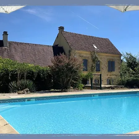 Charming 1-2p With Terrace On Domain - L'iris Σπίτι διακοπών